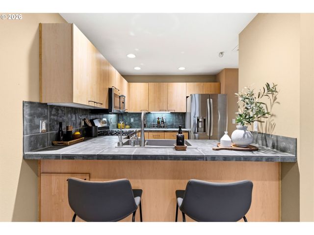 400 W 8TH St 236, Vancouver, WA 98660