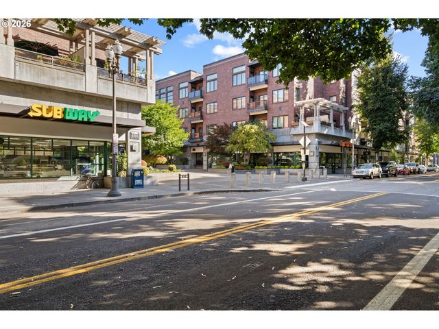 400 W 8TH St 236, Vancouver, WA 98660