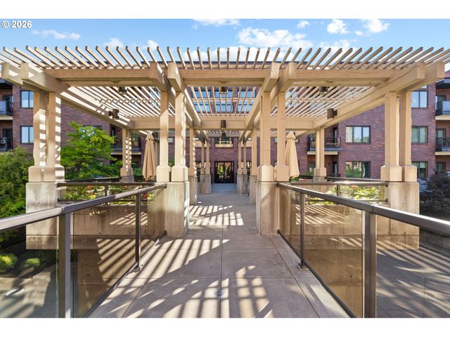 400 W 8TH St 236, Vancouver, WA 98660