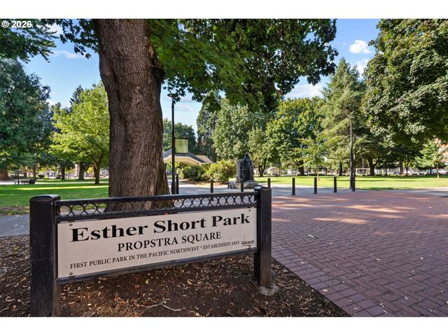 400 W 8TH St 236, Vancouver, WA 98660