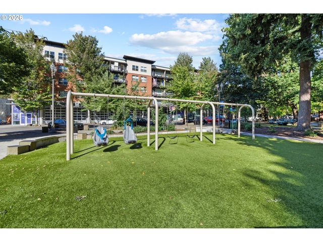 400 W 8TH St 236, Vancouver, WA 98660