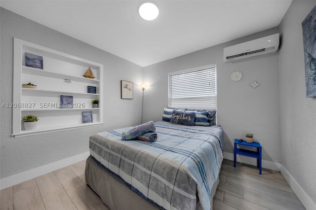 817 SW 12th St, Fort Lauderdale, FL 33315