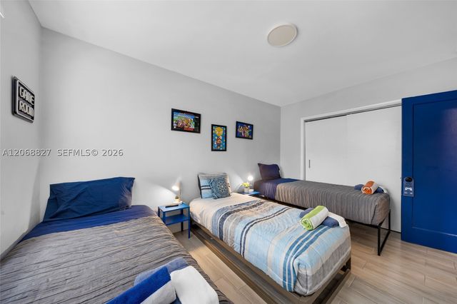 817 SW 12th St, Fort Lauderdale, FL 33315
