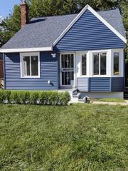 16291 Fairmount Drive, Detroit, MI 48205