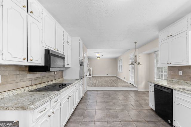440 Ohern Court, Stone Mountain, GA 30088