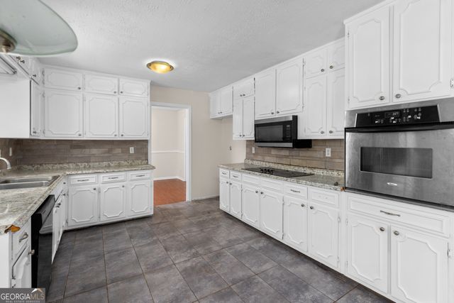 440 Ohern Court, Stone Mountain, GA 30088