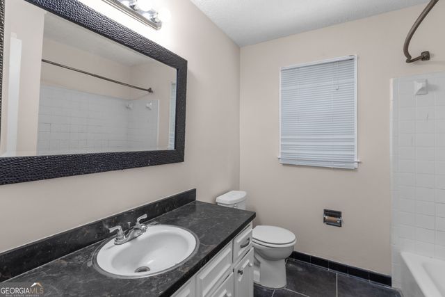 440 Ohern Court, Stone Mountain, GA 30088