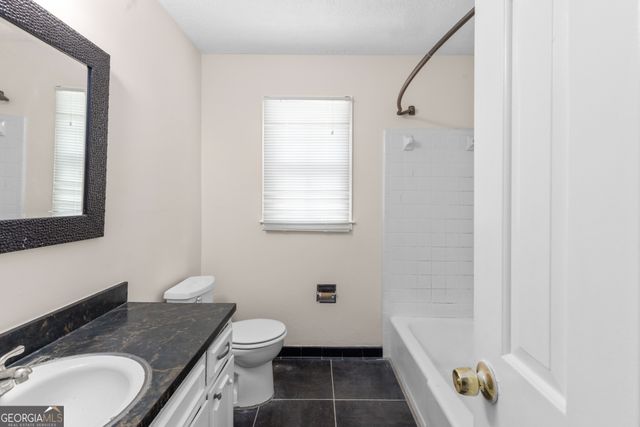 440 Ohern Court, Stone Mountain, GA 30088