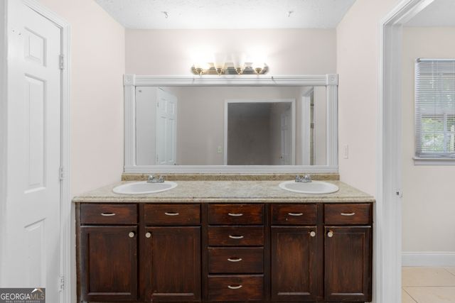 440 Ohern Court, Stone Mountain, GA 30088