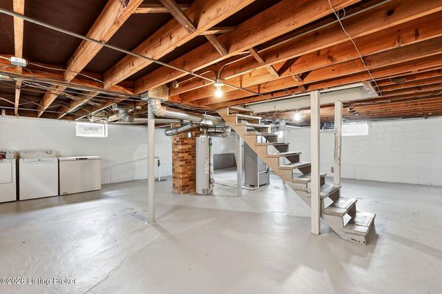 5128 Laughlin Ave, Louisville, KY 40214
