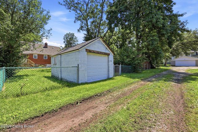 5128 Laughlin Ave, Louisville, KY 40214