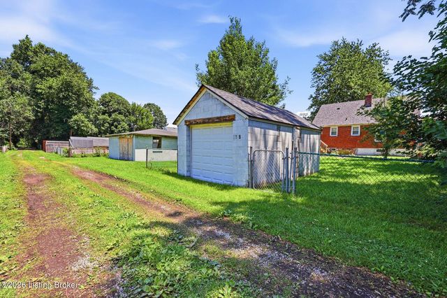 5128 Laughlin Ave, Louisville, KY 40214