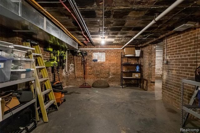 3401 & 3415 Michigan Avenue, Detroit, MI 48216