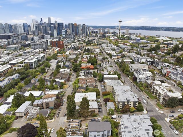 565 -569 Lee Street, Seattle, WA 98109