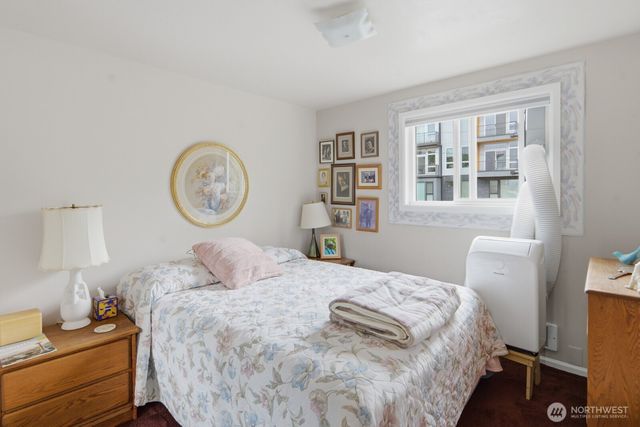 565 -569 Lee Street, Seattle, WA 98109