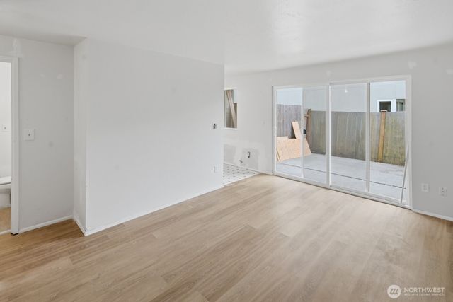 565 -569 Lee Street, Seattle, WA 98109