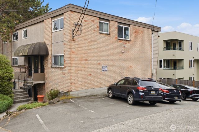 565 -569 Lee Street, Seattle, WA 98109