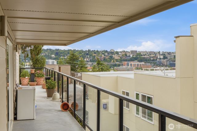 565 -569 Lee Street, Seattle, WA 98109