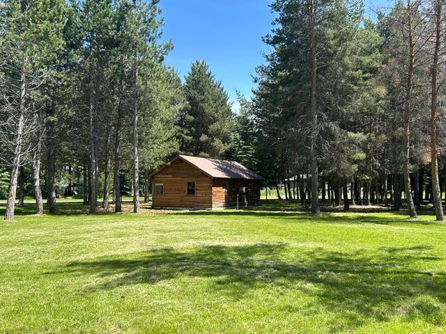 72 Pilots Trail, Bigfork, MT 59911 property photo