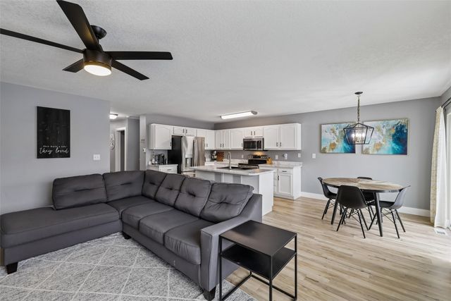 505 SE Carefree Lane, Waukee, IA 50263