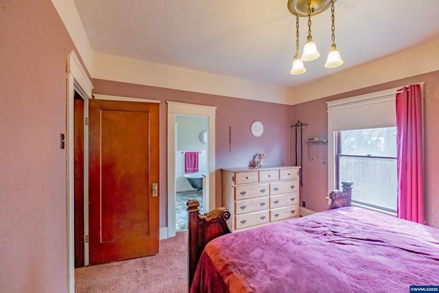 363 S 2nd St, Lebanon, OR 97355