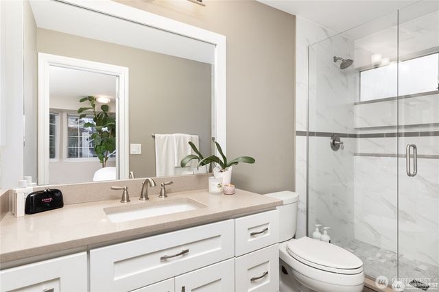 6304 110th Avenue NE, Kirkland, WA 98033