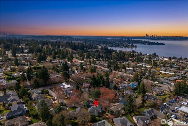 6304 110th Avenue NE, Kirkland, WA 98033