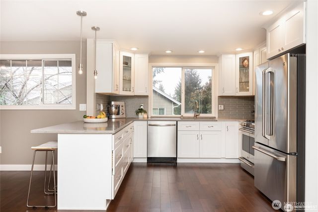 6304 110th Avenue NE, Kirkland, WA 98033