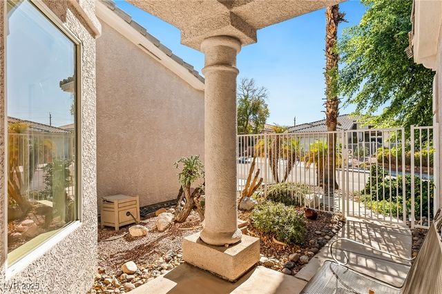 3637 Cottage Stream Court, Laughlin, NV 89029