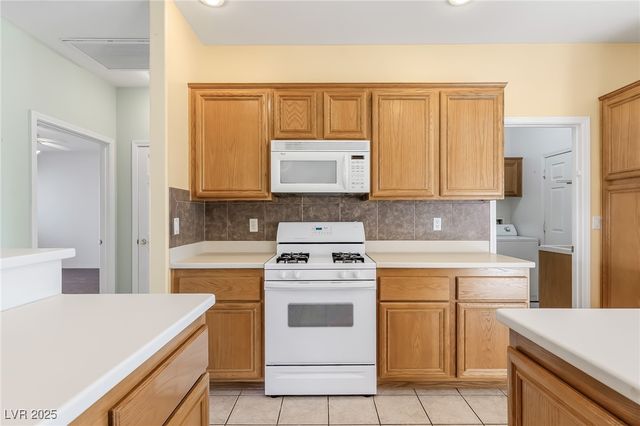 3637 Cottage Stream Court, Laughlin, NV 89029