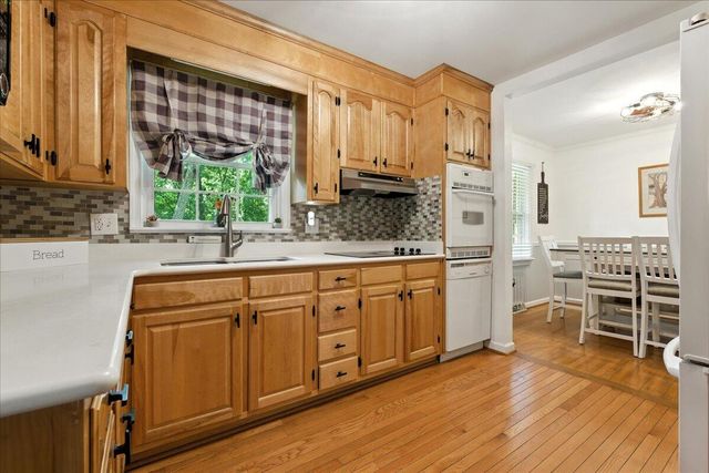 2831 Westclub DR, Salem, VA 24153