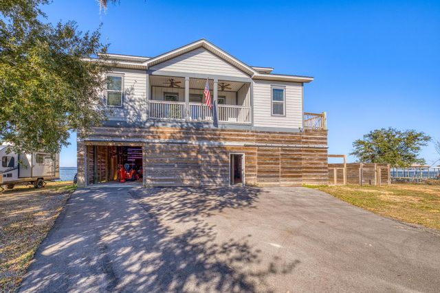 305 Garcon Point Road, Milton, FL 32583