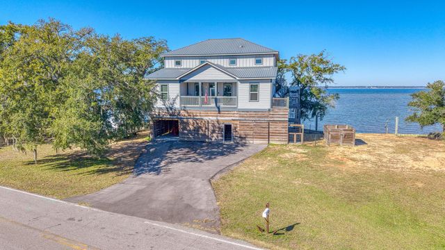 305 Garcon Point Road, Milton, FL 32583