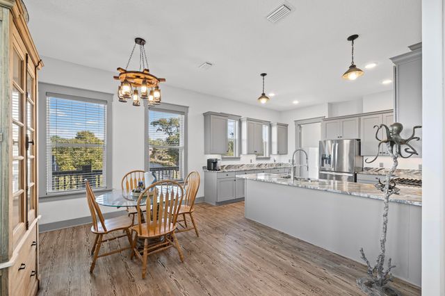 305 Garcon Point Road, Milton, FL 32583