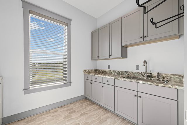 305 Garcon Point Road, Milton, FL 32583