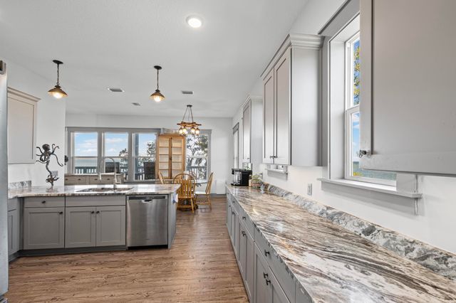 305 Garcon Point Road, Milton, FL 32583