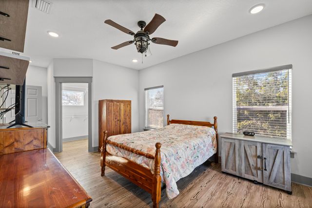 305 Garcon Point Road, Milton, FL 32583