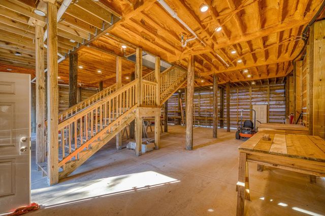 305 Garcon Point Road, Milton, FL 32583