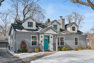 1444 Sycamore Lane, Northbrook, IL 60062