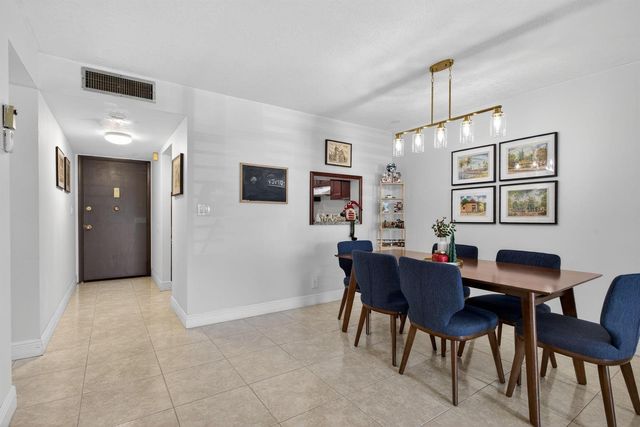 6301 N University Drive 319, Tamarac, FL 33321
