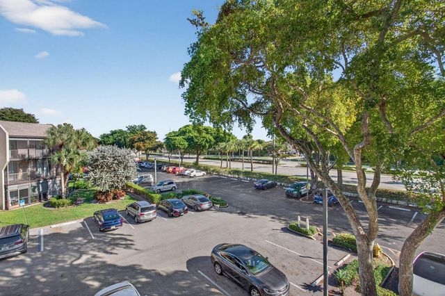 6301 N University Drive 319, Tamarac, FL 33321