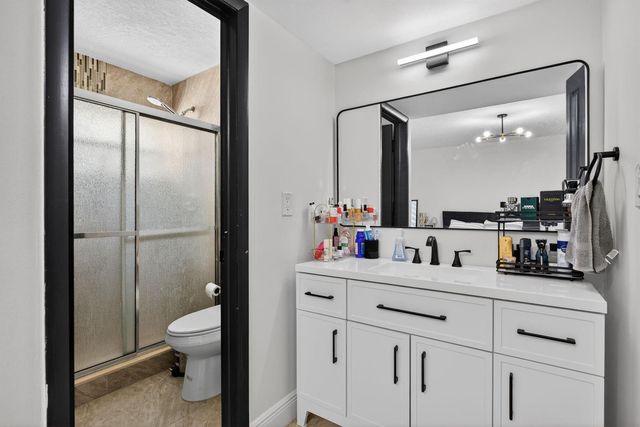 6301 N University Drive 319, Tamarac, FL 33321