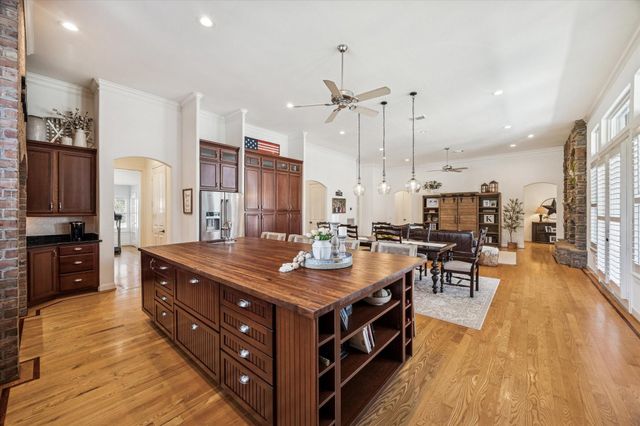 634 Royal Lakes Boulevard, Richmond, TX 77469