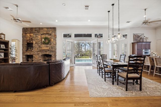 634 Royal Lakes Boulevard, Richmond, TX 77469