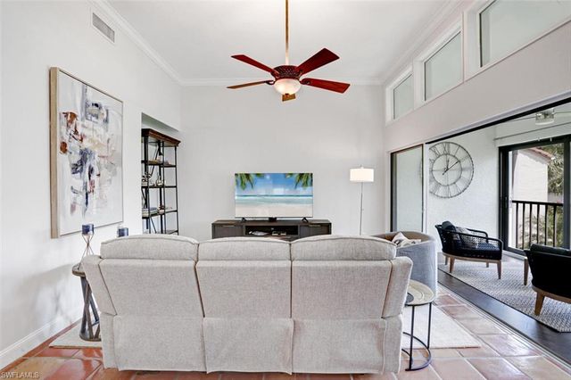 6535 Valen Way Apt 202, Naples, FL 34108