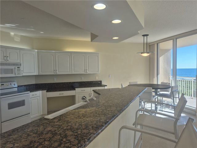 2900 N Highway A1a None 4D, Fort Pierce, FL 34949