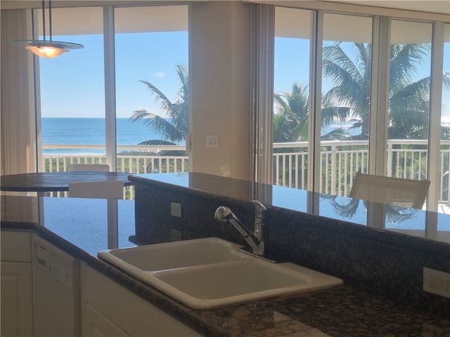 2900 N Highway A1a None 4D, Fort Pierce, FL 34949