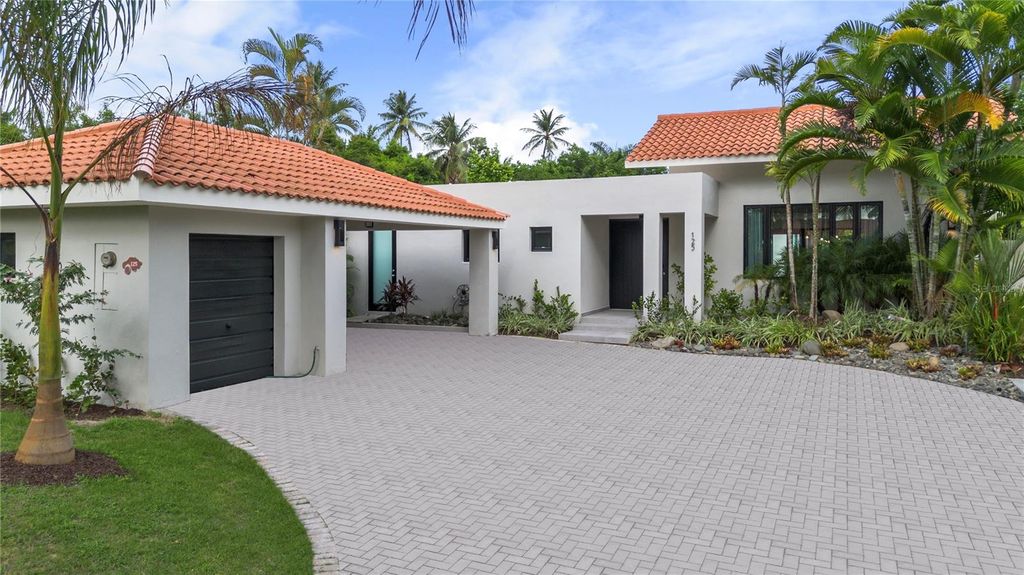 Image 1 of property listing at 125 DORADO BEACH EAST, Dorado, PR 00646