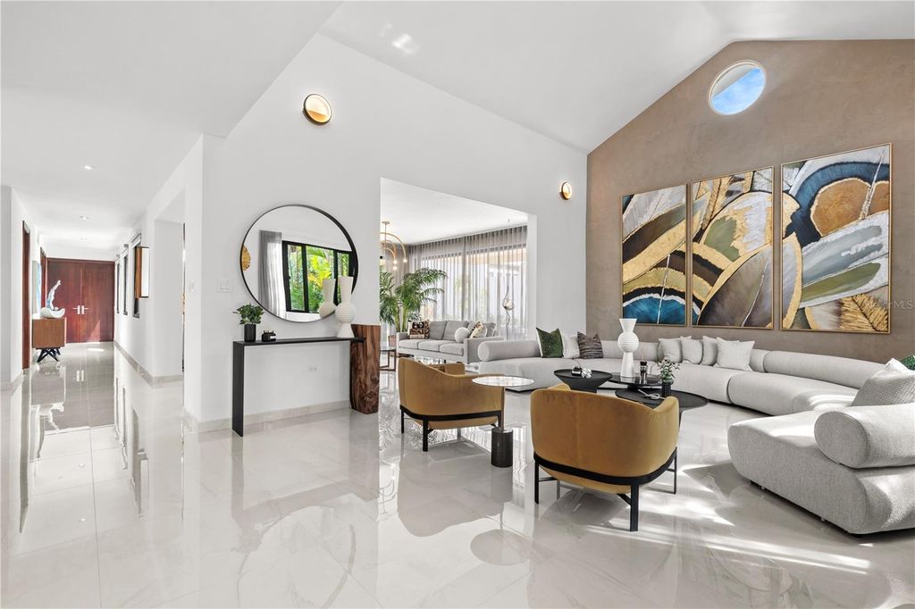 Image 20 of property listing at 125 DORADO BEACH EAST, Dorado, PR 00646