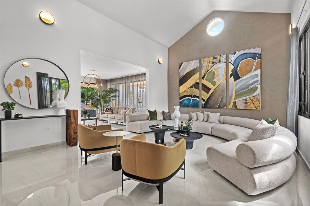 Image 3 of property listing at 125 DORADO BEACH EAST, Dorado, PR 00646